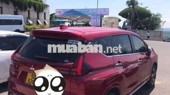 Mitsubishi Xpander 7 chỗ màu Đỏ