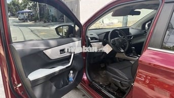 Toyota Veloz Cross 2023 Đỏ Tự động 7 chỗ