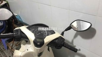 Honda SH Trắng