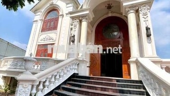 Cho thuê biệt thự và MBKD 200m2 gần ngã 6 An Phú