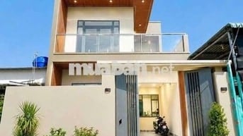 1 căn biệt thự mini em còn nha anh chị. Chỉ cần 650 triệu nhận nhà
