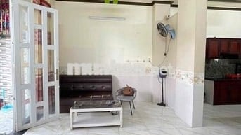 Nhà lầu full nội thất gần Đh Y Dược