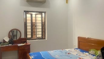 Cho thuê nhà tt lô góc phố Tông Đản, hoàn kiếm, hà nội
