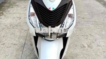 Honda Vision Trắng