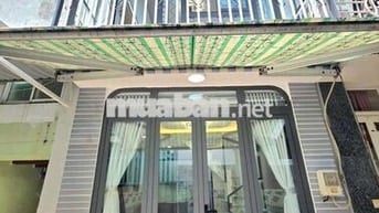 NHÀ QUẬN 7 - NHỎ XINH - 1tỷ 480triệu
- Hẻm 167 Phạm Hữu Lầu, Quận 7