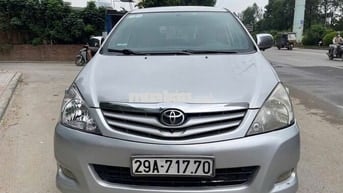Toyota Innova 2.0G Số sàn Bạc 168.000 km