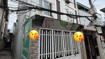 Nhà lô góc chợ hàng mới 4 tầng 50m2 giá 5.2tỷ