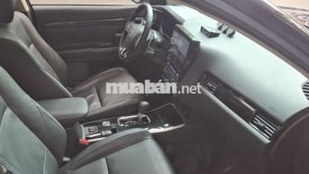 Mitsubishi Outlander 2.4 2019 Đen 58.000 km