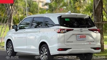 Toyota Avanza Premio 1.5G (AT) Trắng 54.000 km
