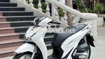 Honda SH 150 CBS Trắng