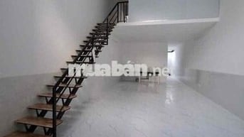 cho thuê nhà Thạnh lộc 13 dt 4,7x14m đường 9m 3 phòng ngủ