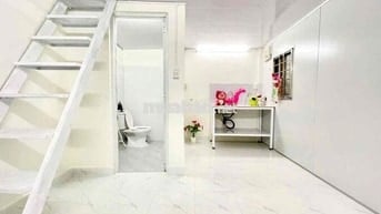CHDV GÁC CAO KO ĐỤNG ĐẦU MỚI XÂY MẶT TIỀN 192C BÌNH THỚI