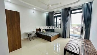 [CHÍNH CHỦ] Cho thuê phòng 25m2 ban công view sân bay - Có thang máy