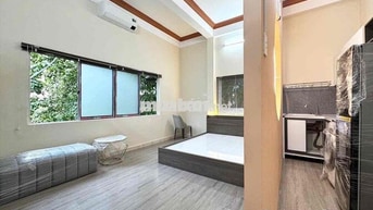 KHAI TRƯƠNG CĂN HỘ MỚI STUDIO CỬA SỔ FULL NỘI THẤT - MGR NGAY Q10