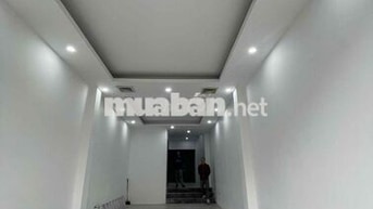 Cho thuê cả nhà mặt phố Nguyễn Chí Thanh (2 mặt tiền)