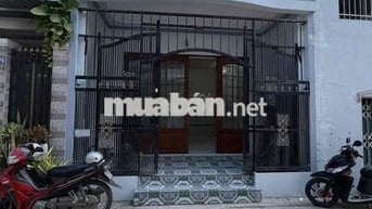 Nhà trệt nguyên căn 4,5x18m 02phòng hẻm CMT8 gần Sân VĐ QK 9