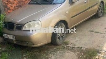 Daewoo Lacetti Vàng cát 5 chỗ
