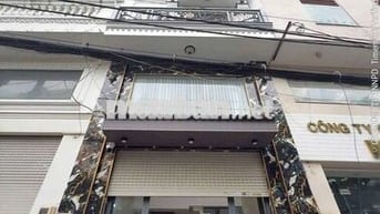  Nhà mặt tiền kinh doanh – khu sầm uất
Dương Quảng Hàm Q.GV