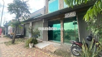 Chính chủ Cho thuê nhà nguyên căn 1 trệt, 2 lầu sát Quốc lộ 1a