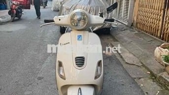 Piaggio Vespa 3V i.e. 2014 Trắng