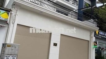 Cho Thuê nhà mới xây 150m một sàn. Làm cửa hàng các thứ. Mặt đường đối