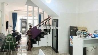 Nhà hẻm 3m Trường Chinh, P14, Tân Bình, 4x22, trệt 2 tầng 3PN 20tr/th