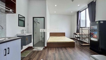 CĂN HỘ DỊCH VỤ ĐẦY ĐỦ NỘI THẤT CỬA SỔ GẦN VHU LUỸ BÁN BÍCH