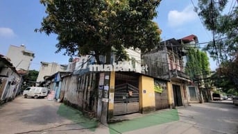 Nhà mặt ngõ đông đúc, rộng Oto tránh nhau, Định Công gần 2,5