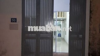 Cho thuê nhà cấp 4, 50m2 có gác xép, gần Cầu Lủ, Kim Giang