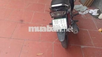 Yamaha Sirius màu Đen, bạc, đỏ