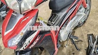 Honda Air Blade 110 Đỏ đã sử dụng cặp vỏ mới
