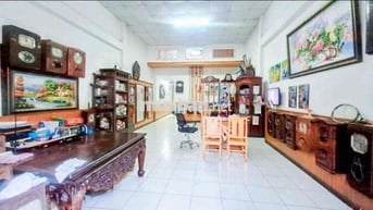 Cần Bán Gấp - Nhà Hẻm Xe Hơi Quốc Lộ 13