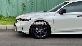 Honda Civic e:HEV RS 2024 Trắng 6.500 KM