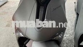 Yamaha Janus 2024 Xám bạc, 9 Chủ
