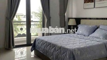 Căn hộ ban công , cửa sổ gió trời