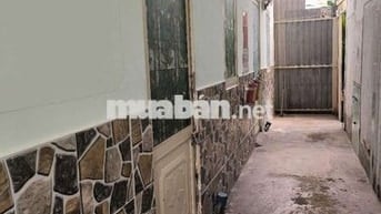 Cho thuê phòng trọ rẻ 1.3tr gần kcn Hiệp Phước , Nhà Bè