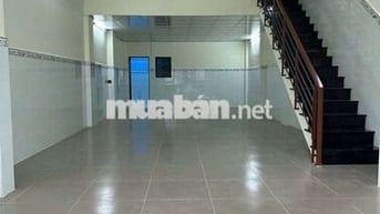nhà trống suốt gần ngã 5 vĩnh Lộc.2 phòng ngủ 2 tollet 