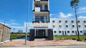 NHÀ 4 TẦNG CÓ THANG MÁY,TRỤC CHÍNH KHU ĐÔ THI MỚI AN BÌNH HỒNG PHÁT
