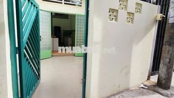 Cho thuê nhà mới Nguyễn Trọng Tuyển, 3.4 x 21m, 2pn2wc, Full nội thất