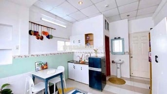 Nhượng Lại phòng do nhu cầu chuyển công tác