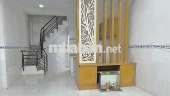 Nhà rộng sạch thoáng, gần ĐH Ngoại Thương Sơn Kỳ.