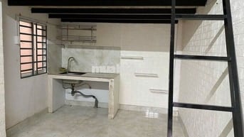 Phòng Tiện Nghi – Có Máy Lạnh – Đi Lại Thuận Tiện!!