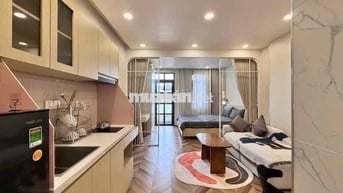 🎃🎃ĐỐI DIỆN ĐH KINH TẾ - GẦN CẦU VƯỢT 3/2 - THANG MÁY