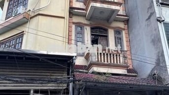 Cho thuê nhà phố Tân Mai - ô tô đỗ cửa -45m2-4 ngủ