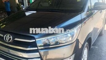 Toyota Innova 2017 Số sàn Xám