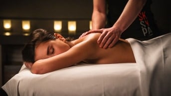 MASSAGE THƯ GIÃN TẬN NƠI CHO PHÁI NỮ - KTV NAM CHUYÊN NGHIỆP, TẬN TÂM