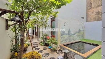BIỆT THỰ SÂN VƯỜN GIỮA LÒNG THÀNH PHỐ - 5 PHÒNG NGỦ - FULL NỘI THẤT