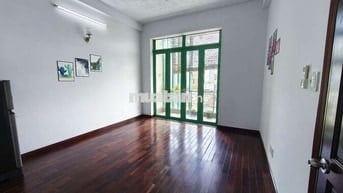 Phòng đầy đủ nội thất, ngay chợ, free nhiều dịch vụ
