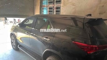 Toyota Fortuner 2022 2.4 4x2 AT Đen