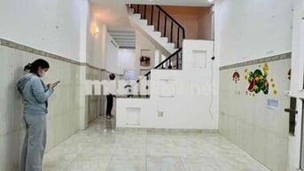 Cho Thuê Nhà Ngay Chợ Cầu Đồng DT 120m2 1Trệt 1Lầu 2Pn 2Wc Hẻm Xe Tải
